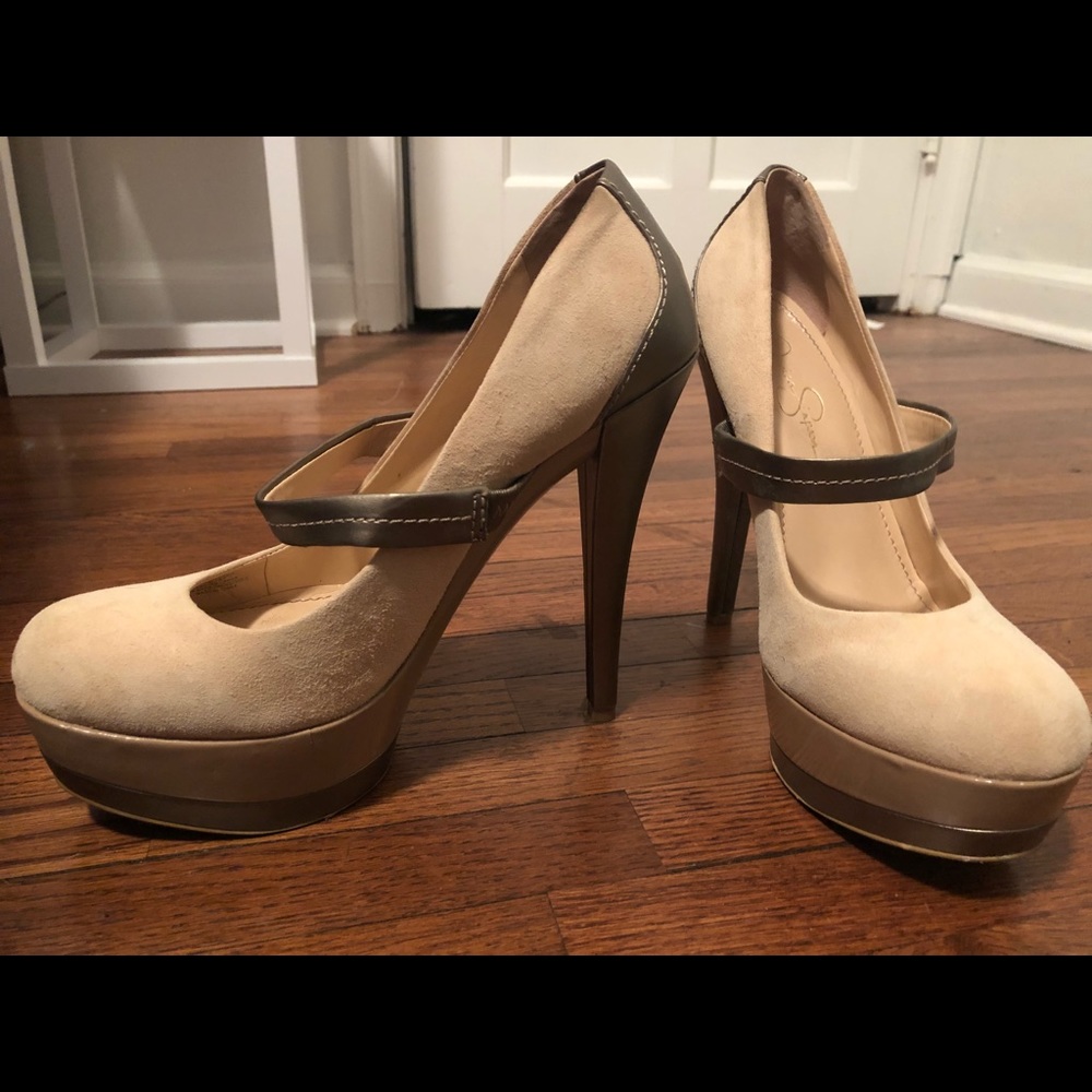 Jessica Simpson Pumps